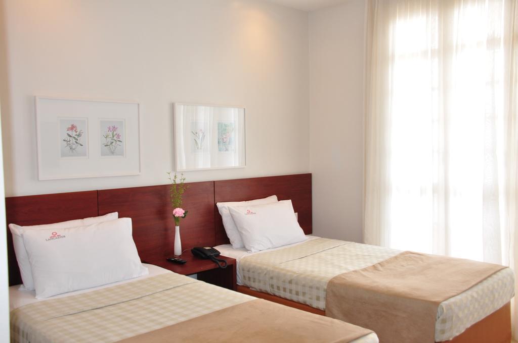 Hotel Rio Lancaster