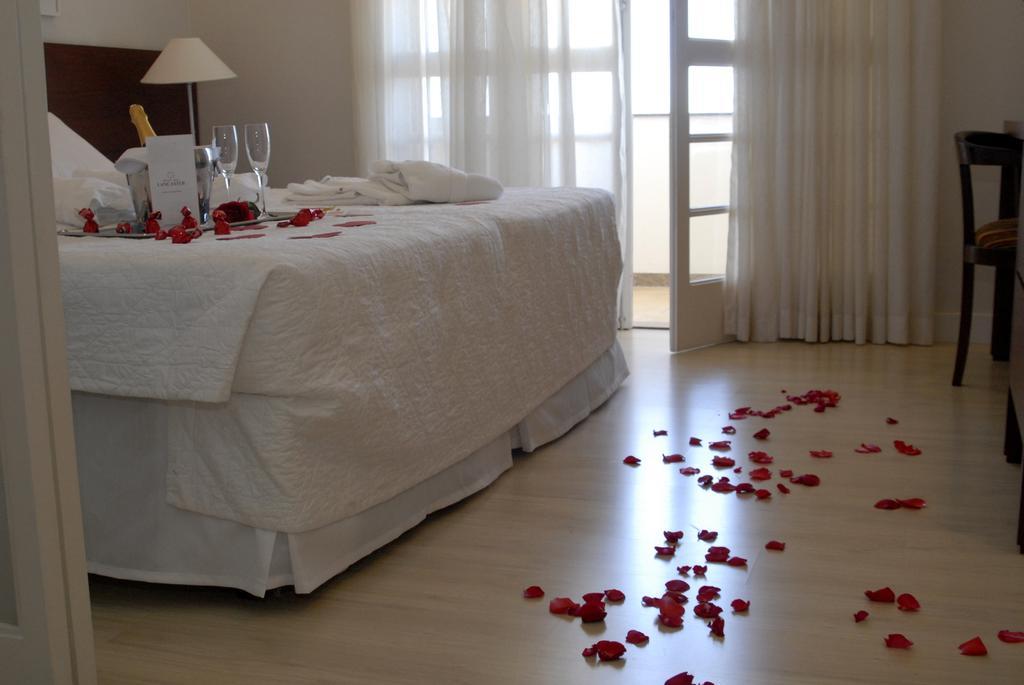 Hotel Rio Lancaster